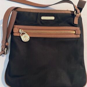 MICHAEL KORS
Kempton Small Nylon Crossbody